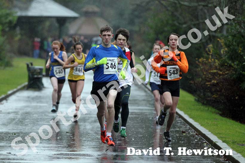 Year 9 and 10 start  Saltwell Road Race.